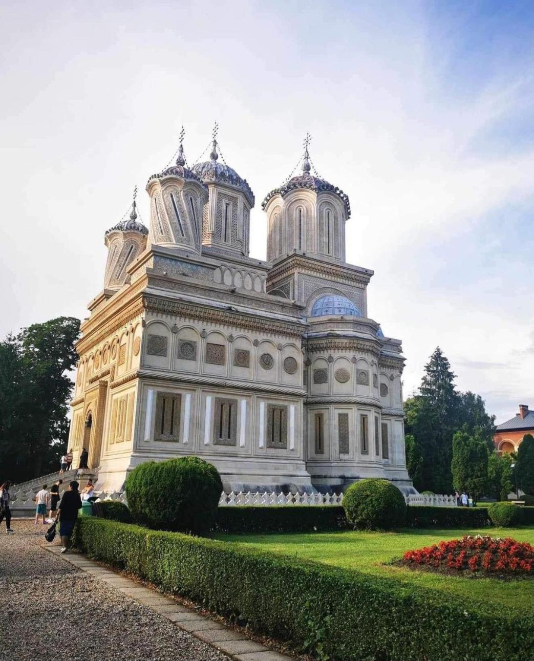 Casa Ambientt Hotell Albestii de Arges Exteriör bild