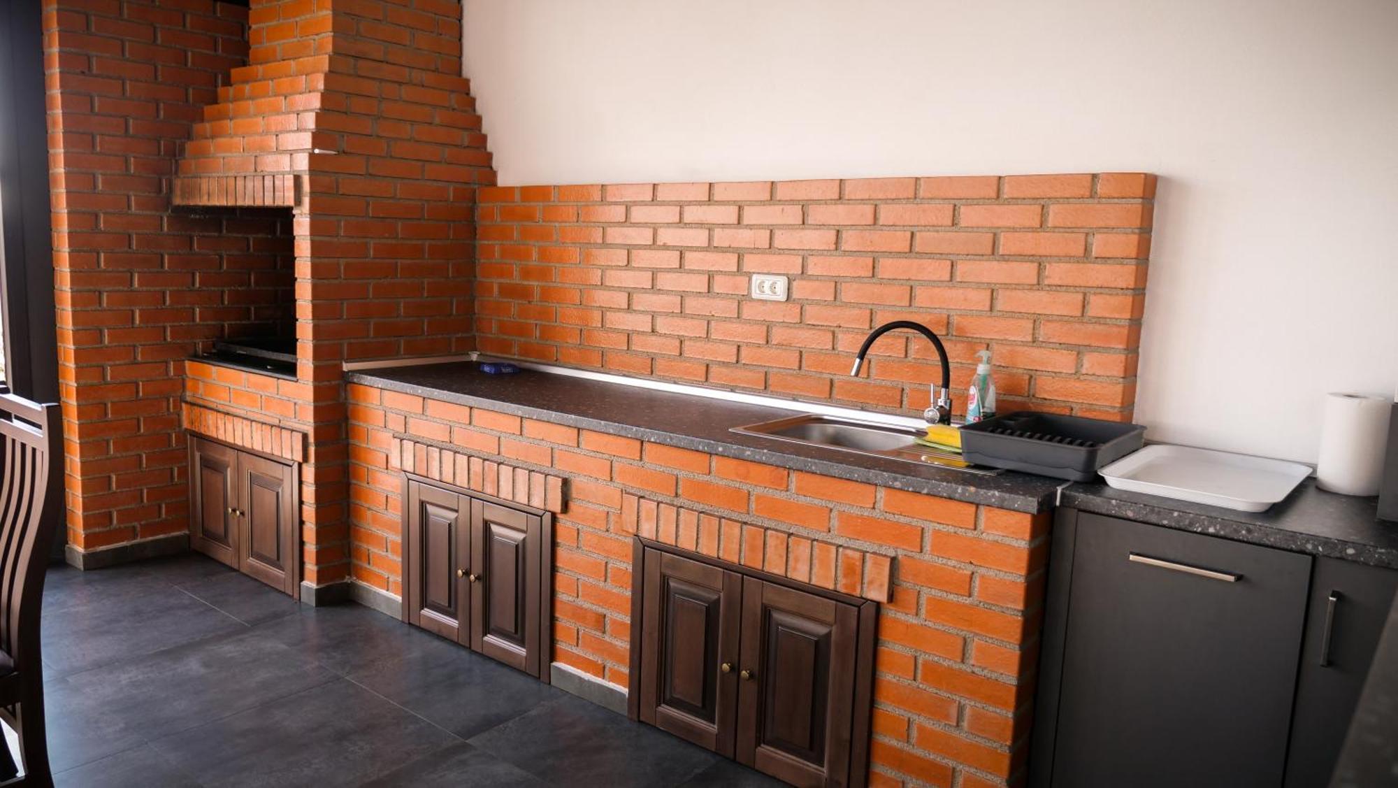 Casa Ambientt Hotell Curtea de Argeş Exteriör bild