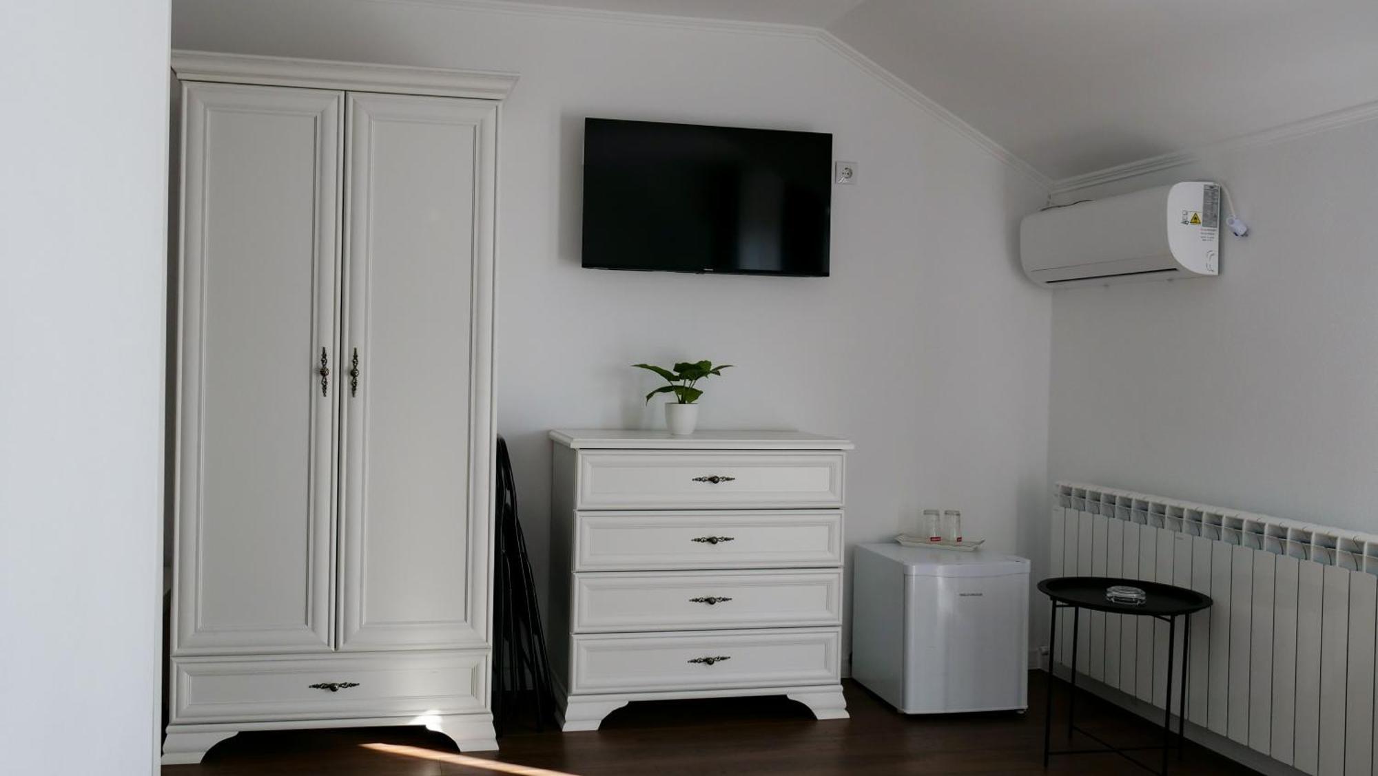 Casa Ambientt Hotell Curtea de Argeş Exteriör bild